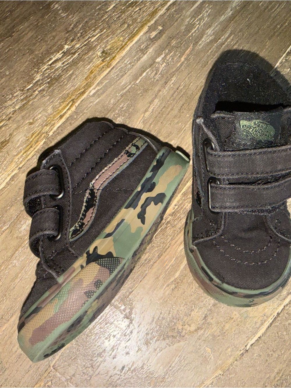 Vans Toddler/ Kids 5c- Black Canvas Sneakers with Camouflage Sole
